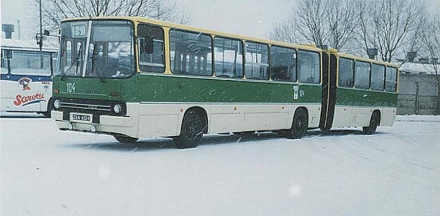 Ikarus 280.02 #104
