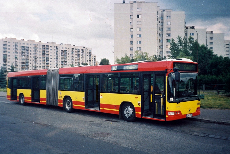 Volvo 7000A #8098