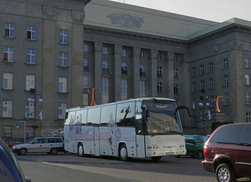 Volvo #HE 5759