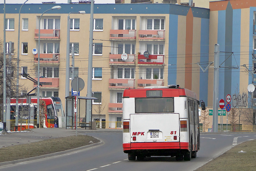 Ikarus 412.08A #81