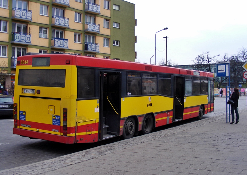 Volvo B10BLE 6x2 #8044