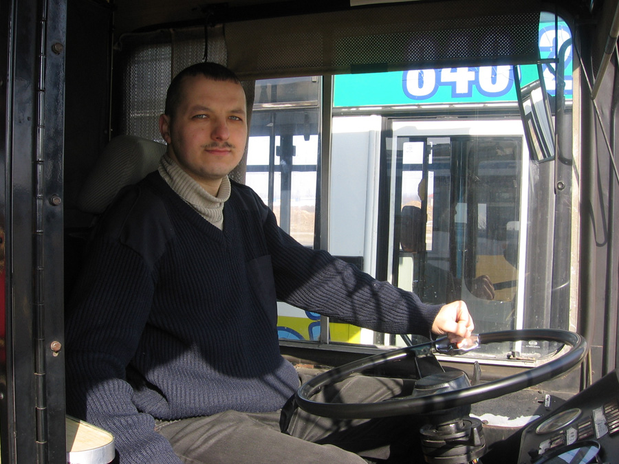 Kozio�ek za kierownic� Jelcza PR110R